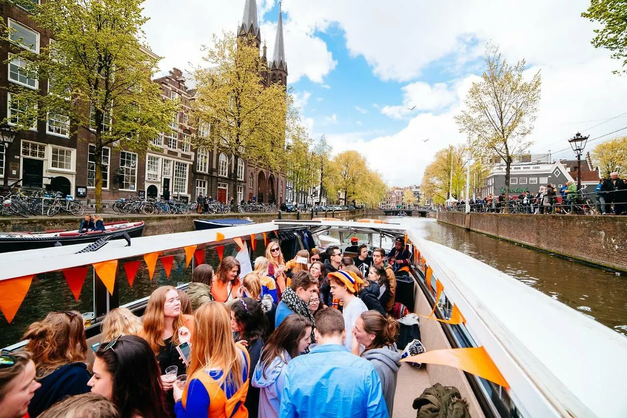 The Esn Kingsday Campsite Amsterdam 0*,